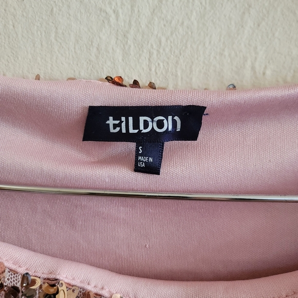 Tildon, Sparkly Rose Gold Sequin Wide Neck Crop Top, Metallic Bubble, Size Small - Picture 5 of 8